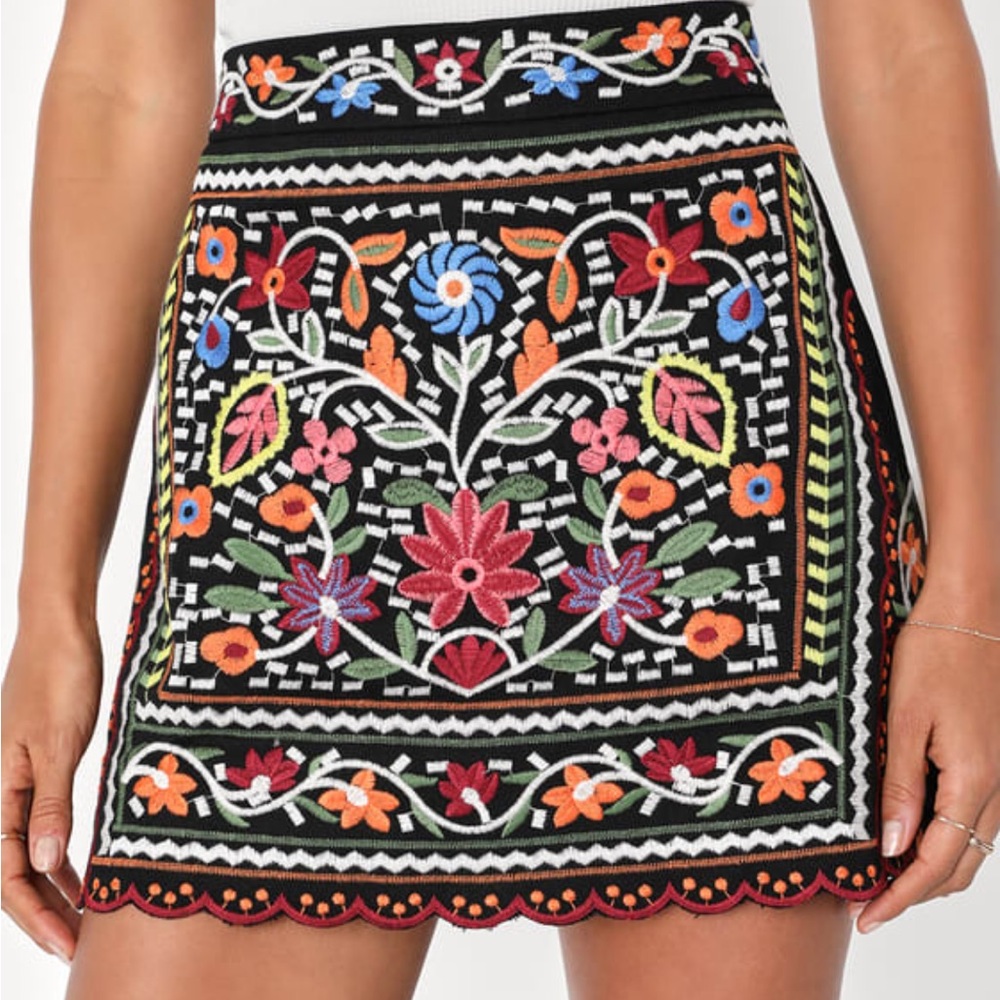 Gorgeous Lulu’s colorful embroidered mini skirt, worn once.